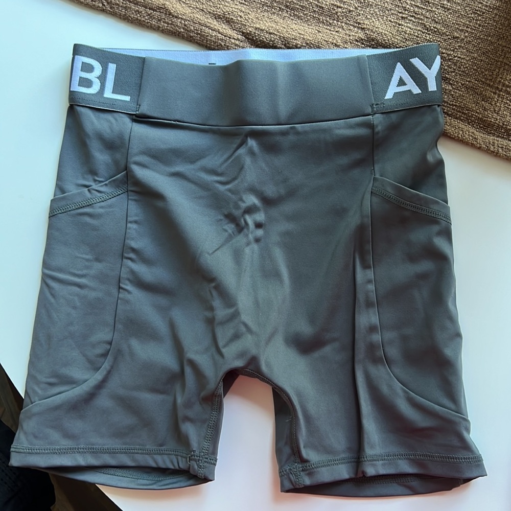 Aybl Workout Set - image 4